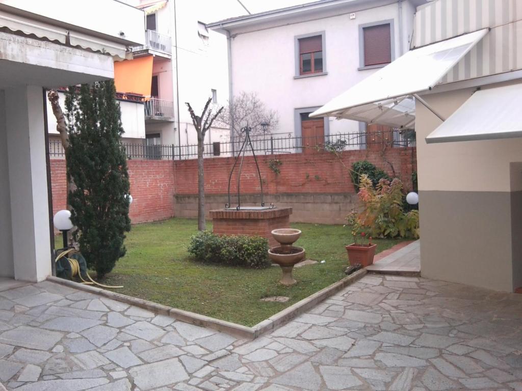 Tarussio Hotel Arezzo Kültér fotó